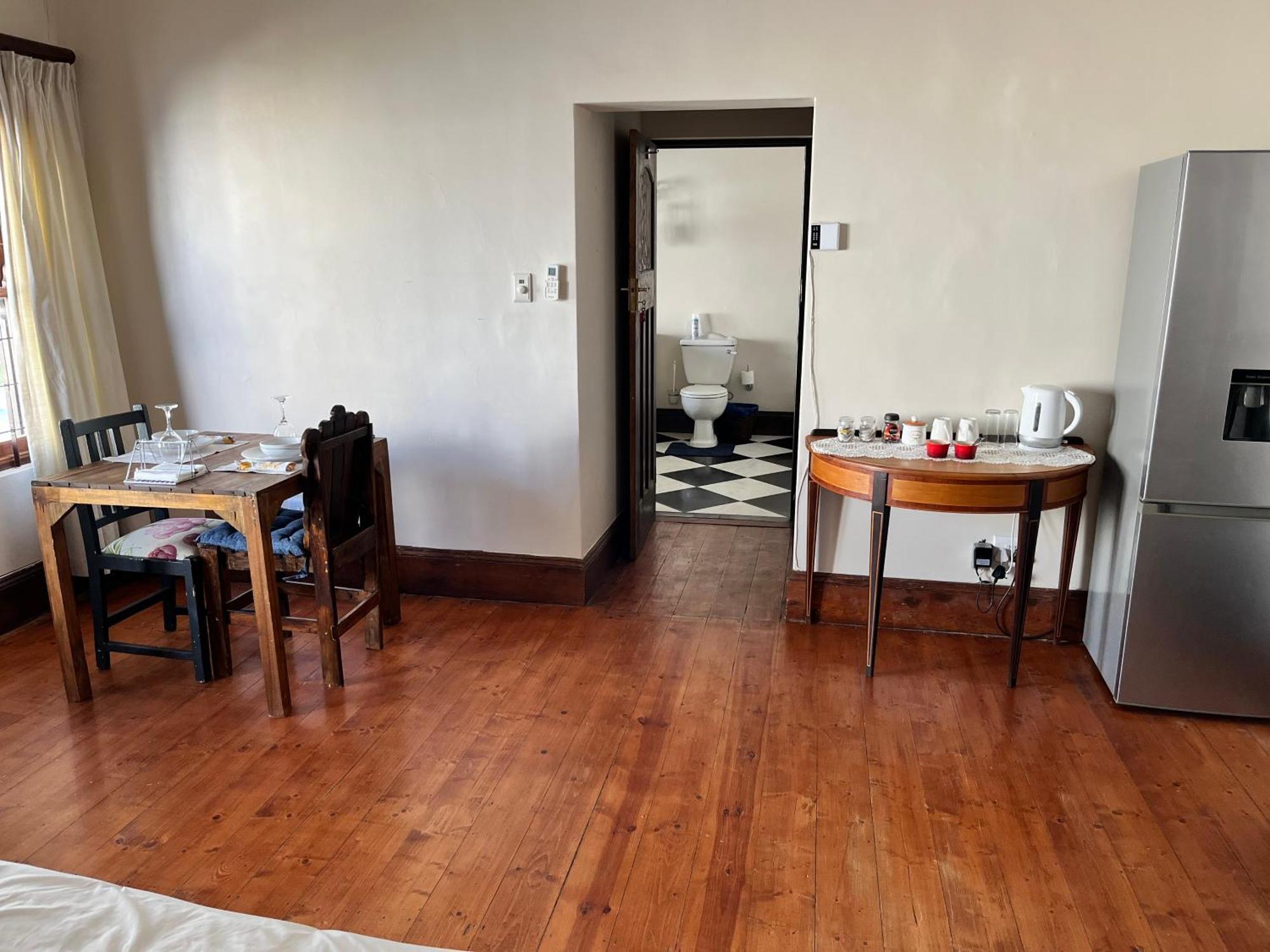 Toni'S Cottage Graaff-Reinet 外观 照片